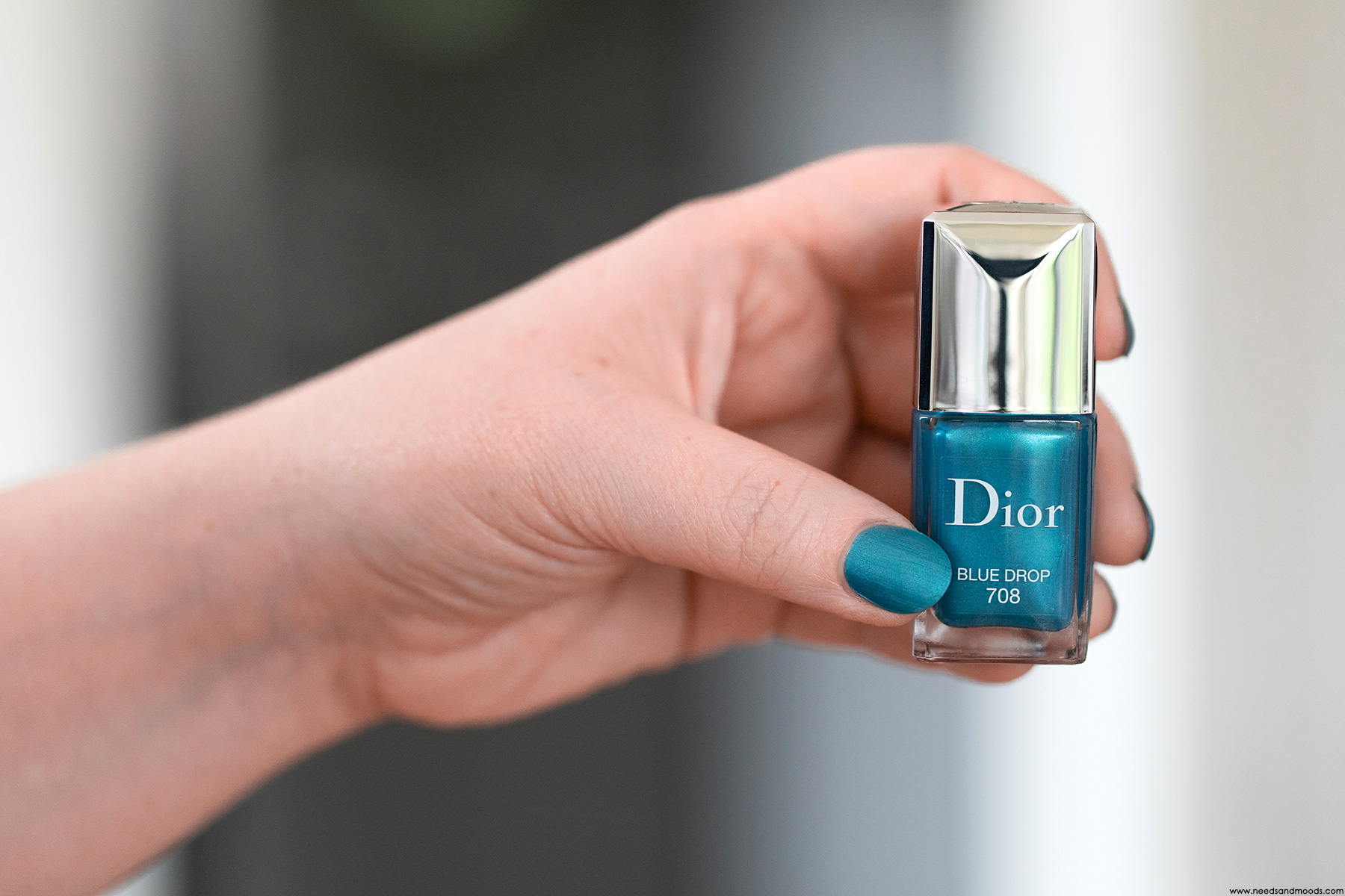 dior vernis ongles blue drop swatch