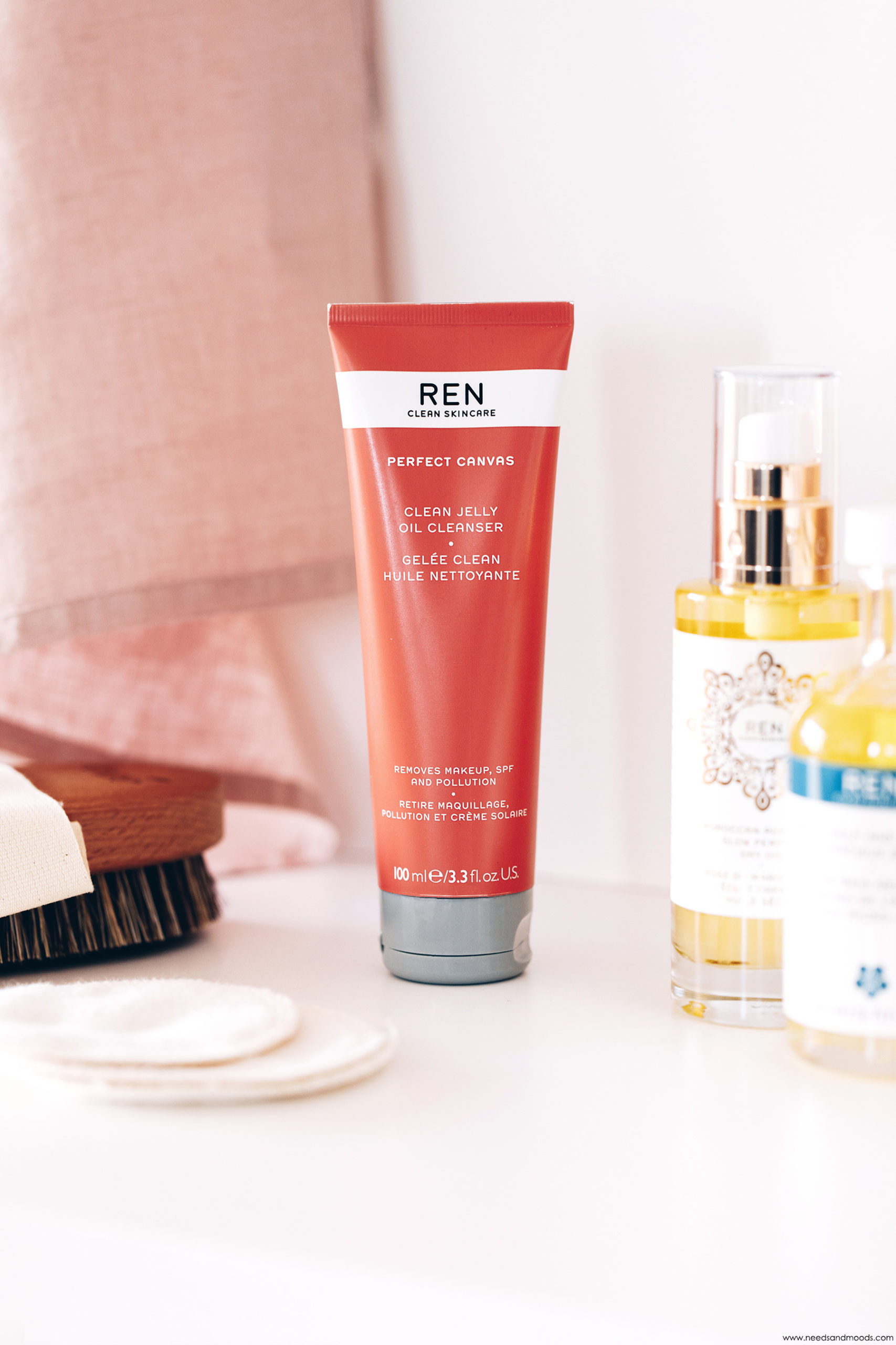 ren skincare perfect canvas clean jelly oil cleanser