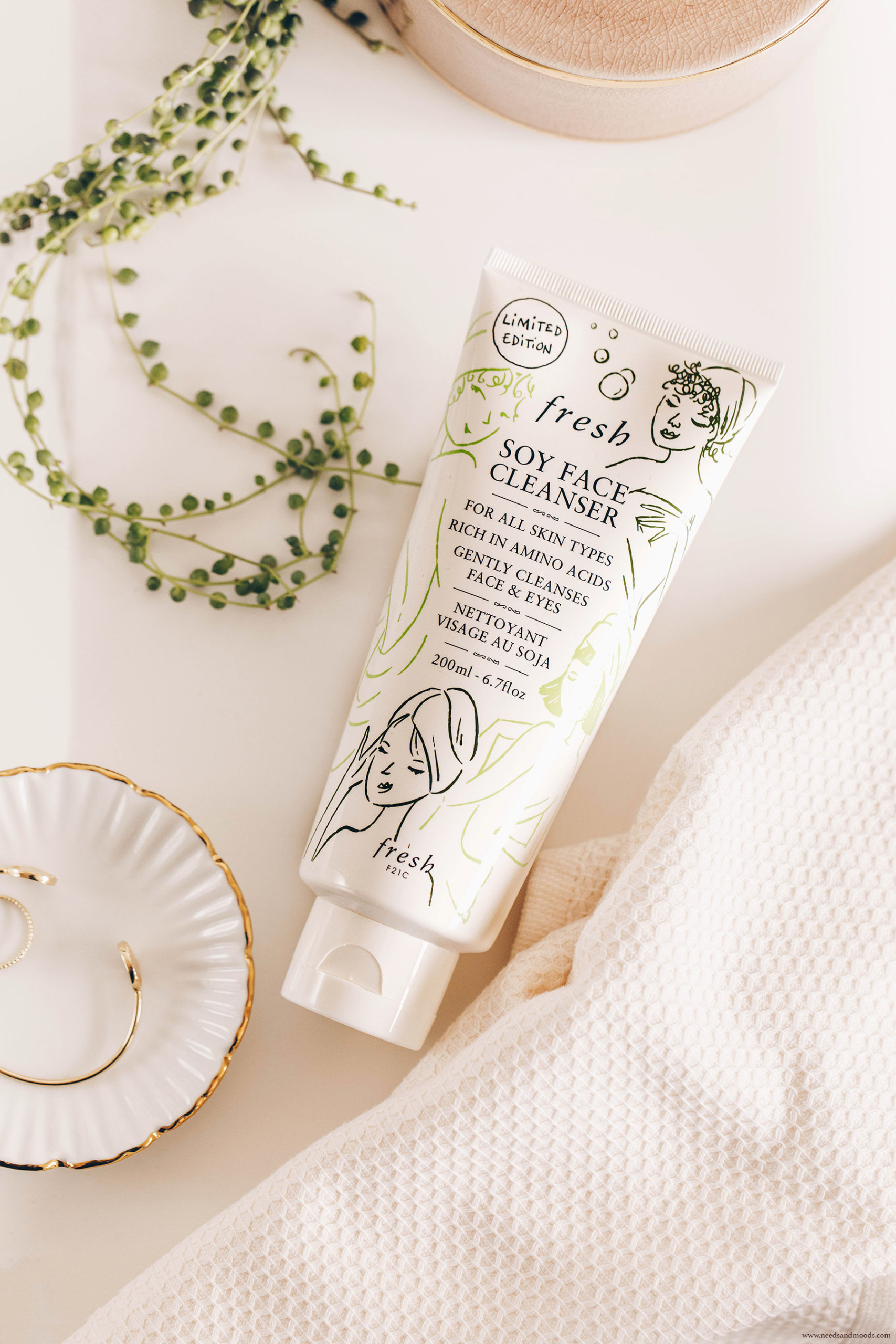 fresh soy face cleanser edition limitee anniversaire 30 ans
